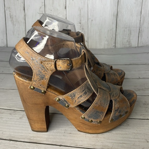 Bed Stu Melissa Nectar Distressed Wedge Heeled Sandal - Picture 9 of 13